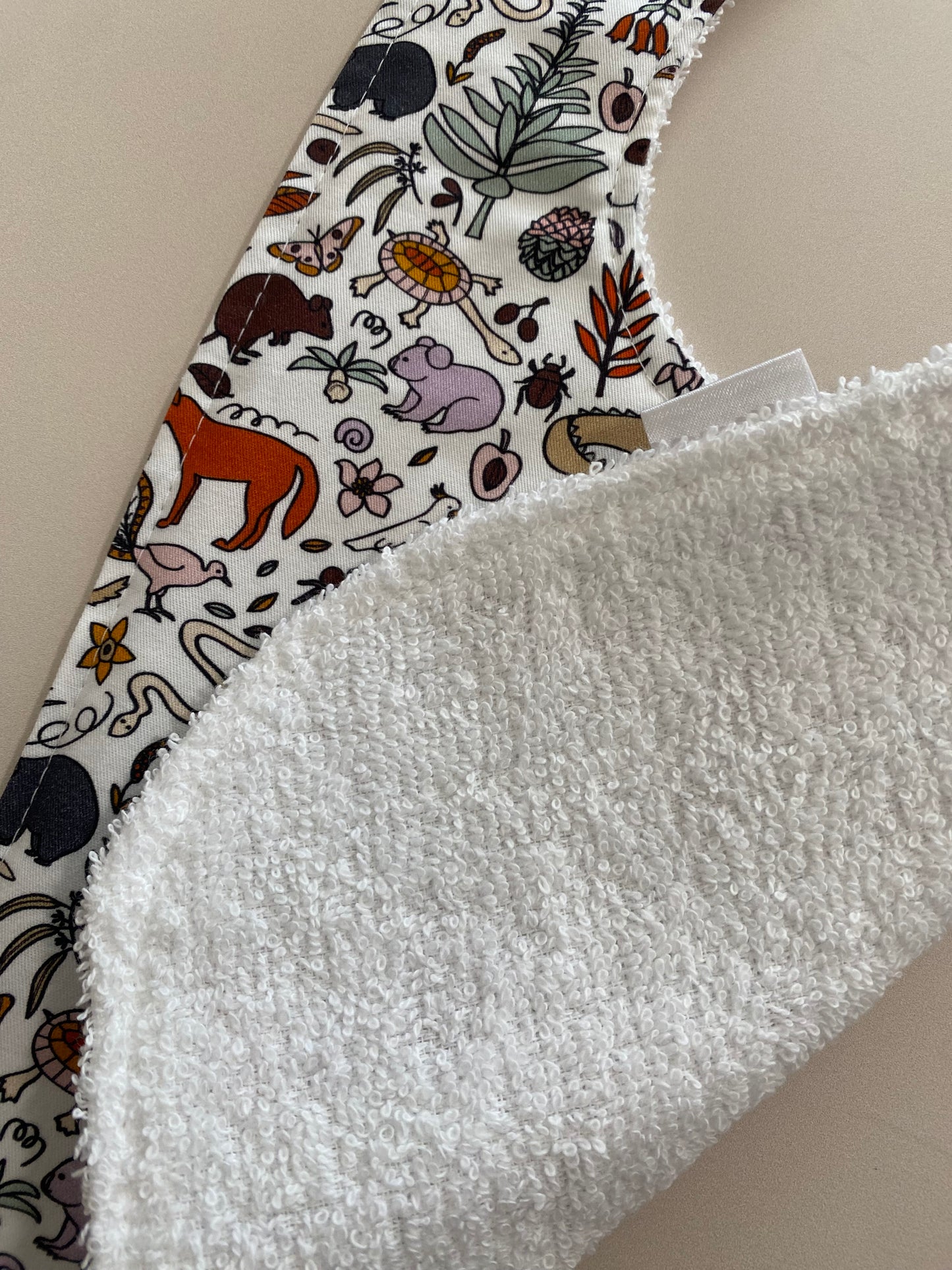 Aussie animals Super absorbent Bib