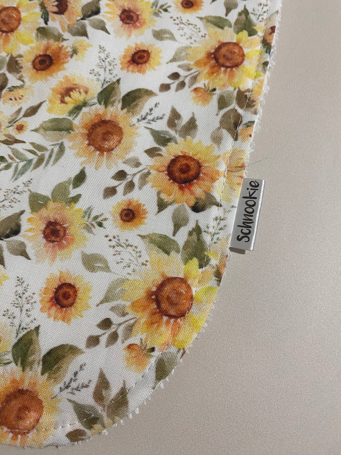 Sunny daisy Super absorbent Bib